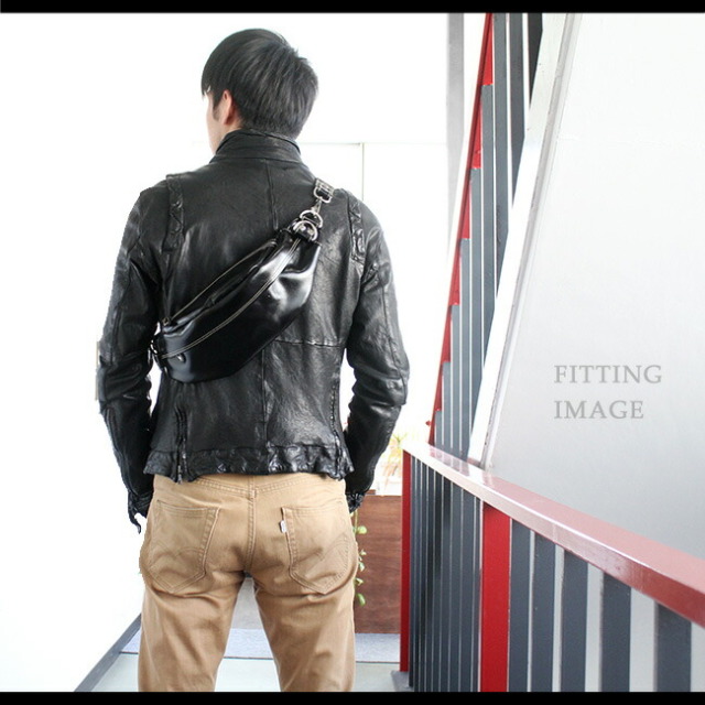 牛革 イタリアンレザー レザーボディバッグ ビーズ型ワンショルダー