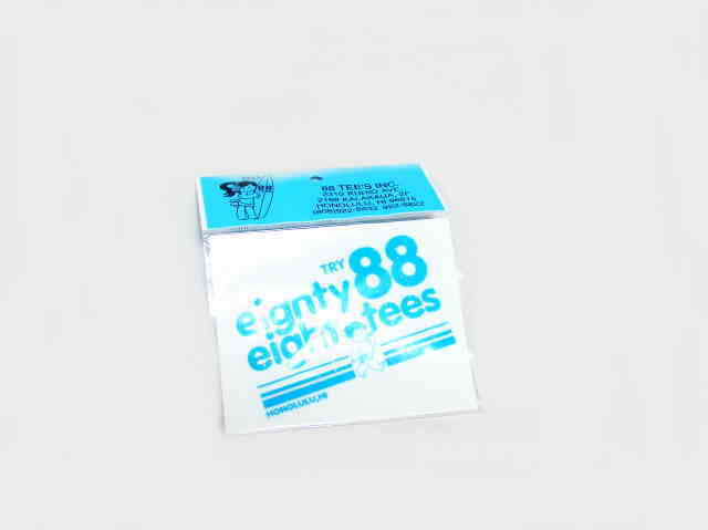 88TeeS　ステッカーブルー
