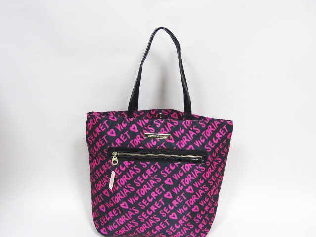 PINK　ロゴマニア　ナイロントート　Ｍ　10839767