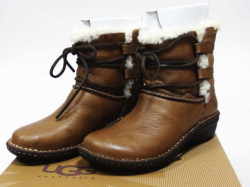 UGGチャスピア　ショートブーツ　1932　22ｃｍ　値下げ35％OFF