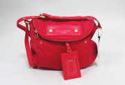 MARC BY MARC JACOBS　斜め掛けショルダーバック（ナイロン）　M3123177　ロックロブスター　値下げ