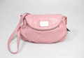 MARC BY MARC JACOBS　斜め掛けレザーショルダーバック　Ｍ3131005　アプリコットローズ　値下げ