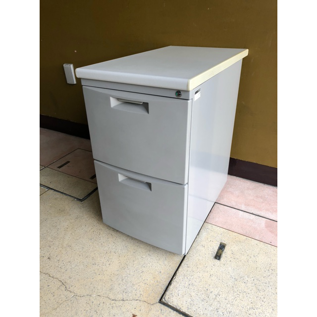 2段脇机　イトーキ　DS-004