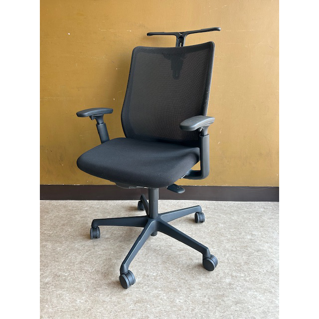 オカムラ フルーエントチェア CB82ZR-FKA1 OC-030