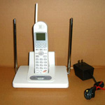 ナカヨ電話機 ビジネスホン コードレスセット（２）  NYC-8iZ2