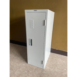 ナイキ　1人用ミニロッカー　L-046