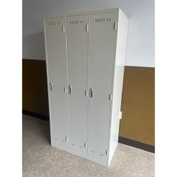 3人用ロッカー　生興　L-052