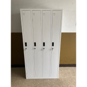 4人用ロッカー　スマイル　L-013