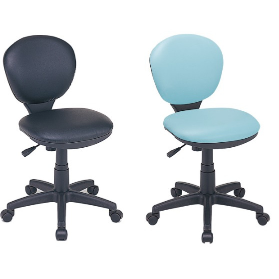 水拭きできる抗菌タイプのPVCレザー張り。背もたれロッキング機構付きのコンパクトチェア。ナカバヤシ RZC-273