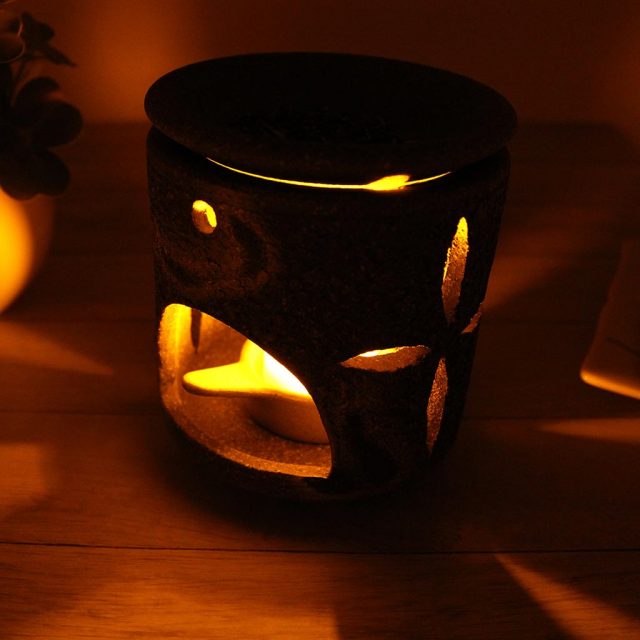 常滑焼茶香炉 萬水焼しめ花彫 グリーンティーの香りを楽しむルームフレグランス