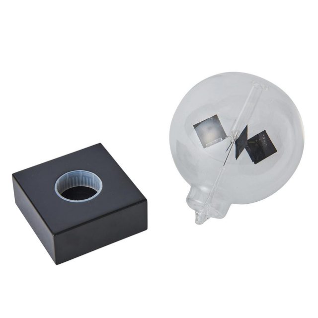 ガラス球内の羽根が熱で回転するラジオメーターは無料ラッピング対象商品で理系ギフトにオススメのおしゃれ雑貨