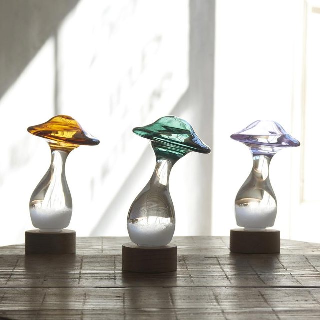 ストームグラス キノコ型は無料ラッピング対象商品で理系ギフトにオススメのおしゃれ雑貨