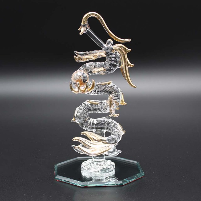 昇龍ガラス細工 天然石水晶玉持ち 水盃2個セット 龍の置物 八角鏡台座付き風水インテリア