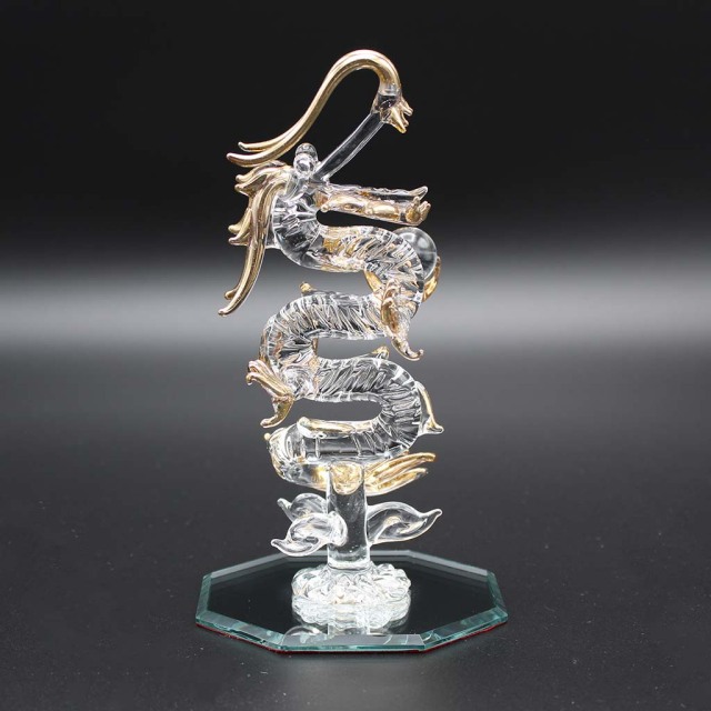 昇龍ガラス細工 天然石水晶玉持ち 水盃2個セット 龍の置物 八角鏡台座付き風水インテリア