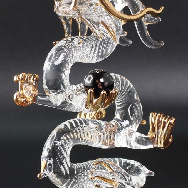 昇龍ガラス細工インテリア 天然石ブラックトルマリン丸玉持ち