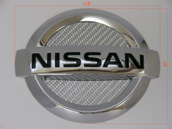 NISSAN E51エルグランド専用リヤエンブレムシルバーカーボンフィニッシャー