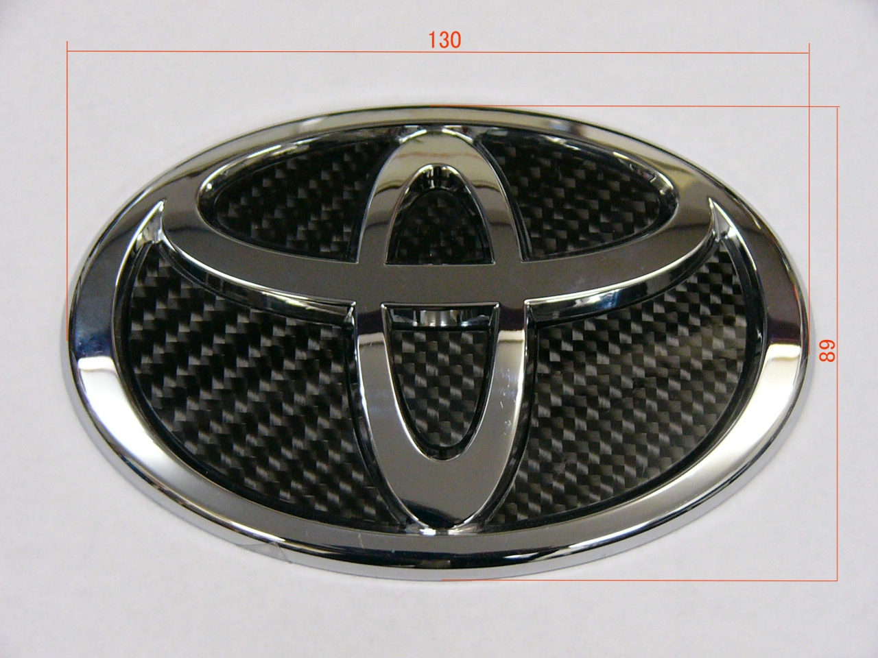 TOYOTAアルファード専用リヤエンブレムカーボンフィニッシャー