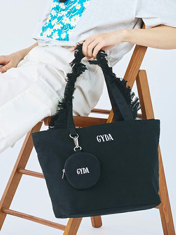 GYDA,ジェイダ,フリンジ,トート,バッグ,ミニポーチ付き,A4対応,キャンバストート,ファスナー開閉,GY-B311,ペイズリー,ロゴ,バック