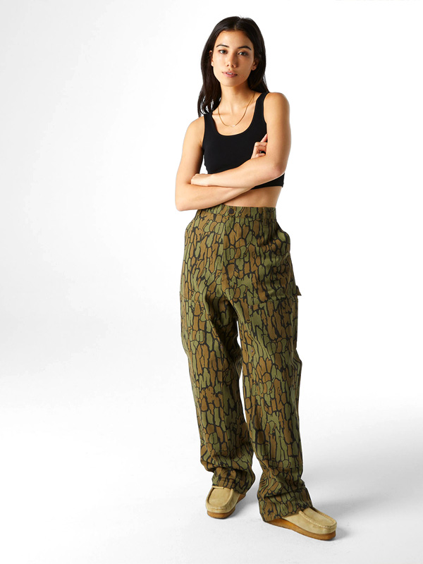 HUF,ハフ,パンツ,メンズ,レディース,ユニセックス,おしゃれ,かっこいい,ボトムス,GILMAN,DOUBLE,KNEE,CAMO,PANT,PT00253