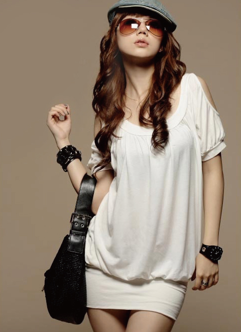 Sexyな肩出しチュニックワンピース 綾インターナショナルカンパニー