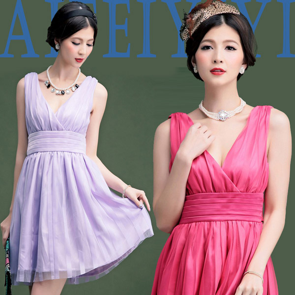 サテン・プリーツ・ワンピース
