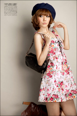 フェミニン♪花柄ベストスタイルワンピース #黒 #白 あり