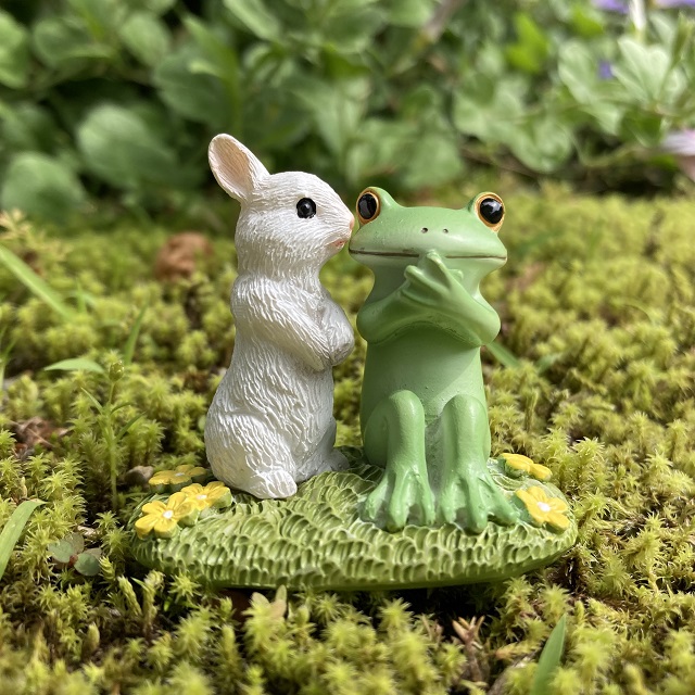 コポーシロウサギのキス１