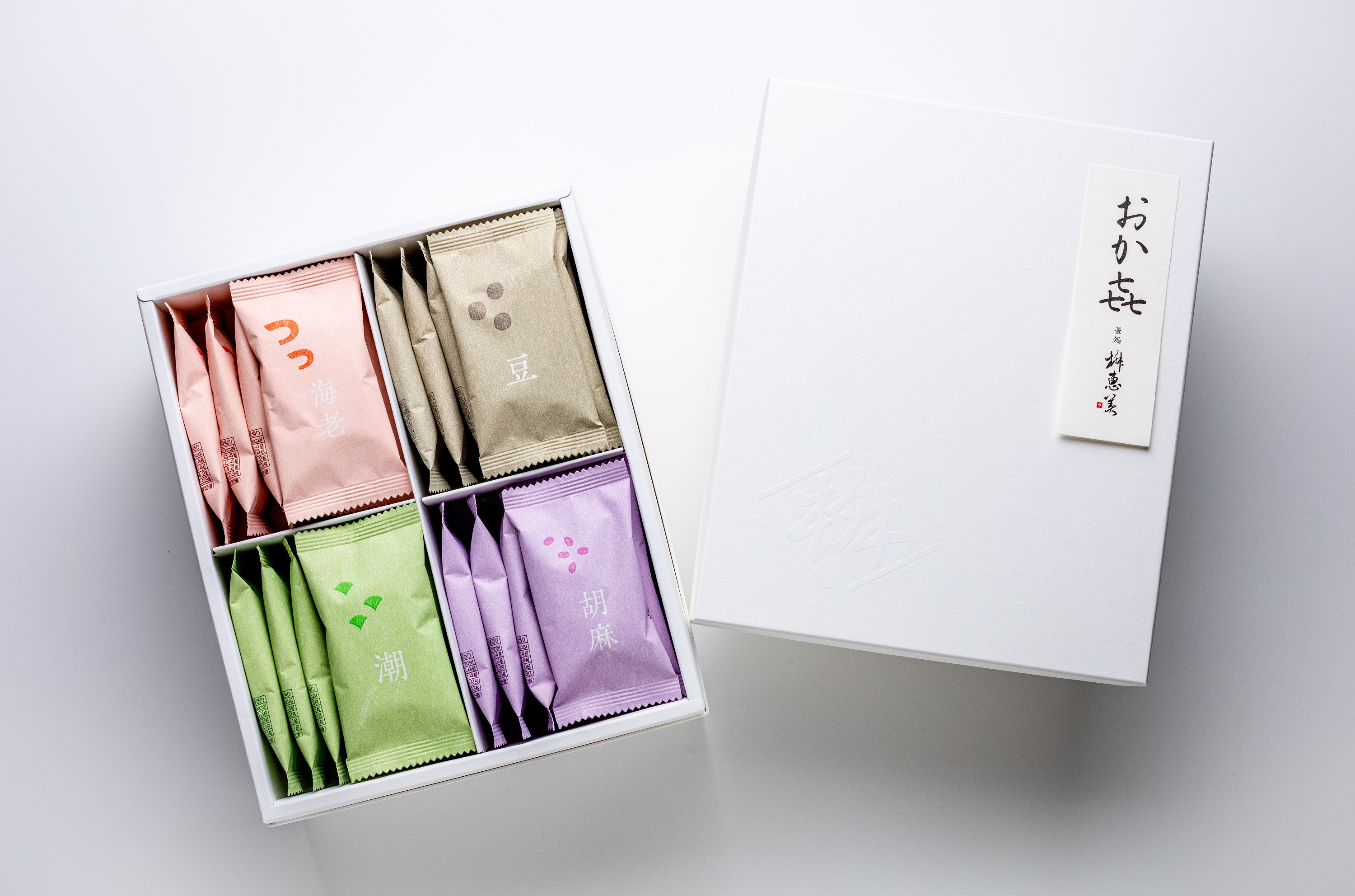 ほろよいまん★送料無料★A3木製2段おかもち 26519011.jpg?fitin=272:272