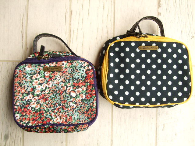 D Fesense ディーフェセンス おむつポーチ 2色 ｆ Ap40