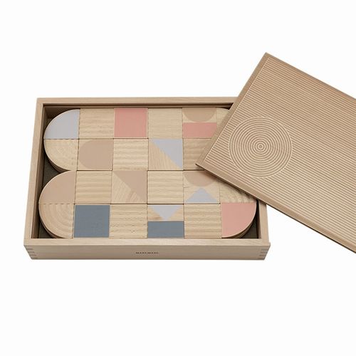 子供服　送料無料 nunuforme　toitoitoi fafa marlmarl フォークメイド MOUNTEN tumugu
