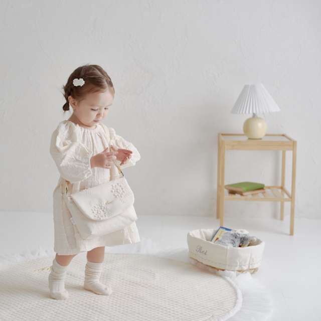 名入れ】ショルダーバッグ フラワーエンブロイダリー ハンドメイド