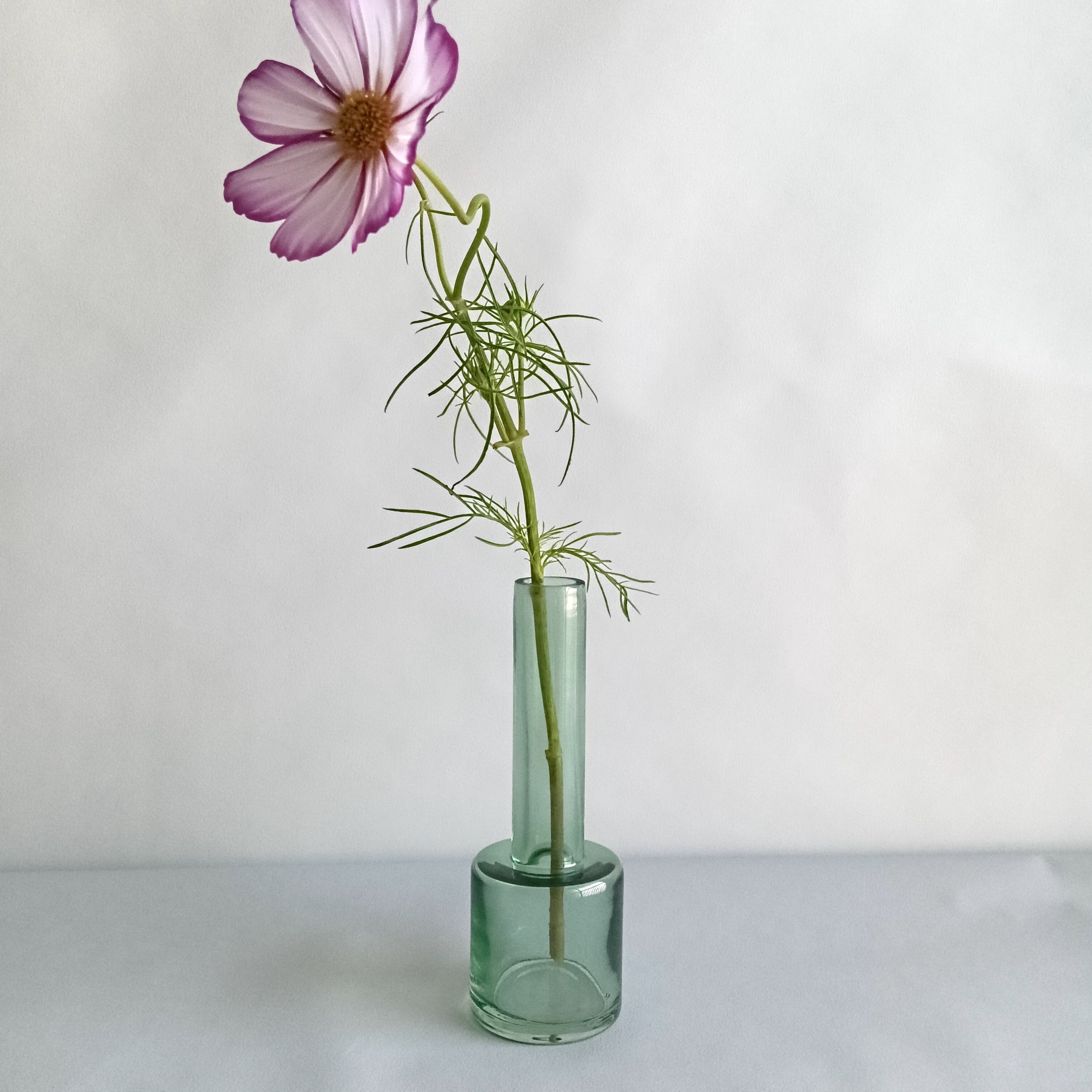 【ハンドメイドガラス】フラワーベース/ストレート