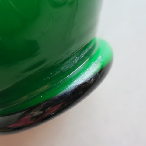 ガラスのフラワーベース(17cm） | 色ガラス（グリーン） | 昭和レトロ