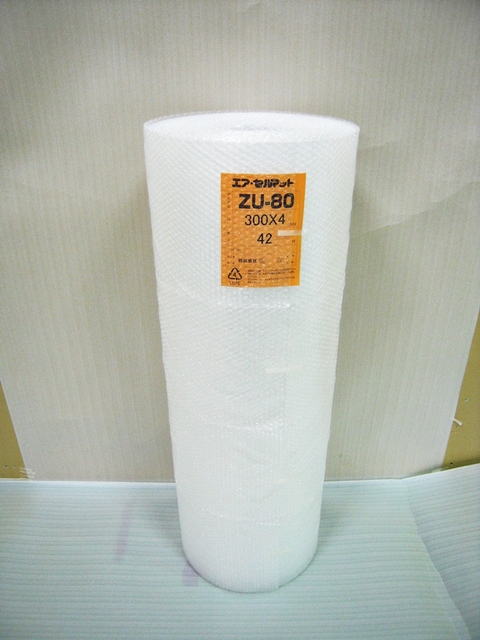 【４０巻】ZU80 エアセルマット ロール スリット（300mm幅×42M）和泉製【送料無料】