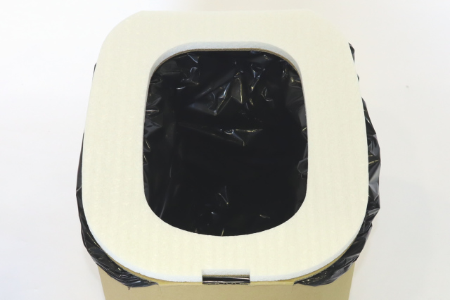 3個入り】おしりにやさしい簡易トイレ 非常用ダンボール製組立式