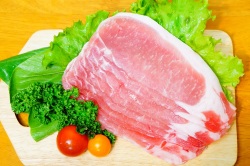 梅肉ポーク　ロースしゃぶ　200g