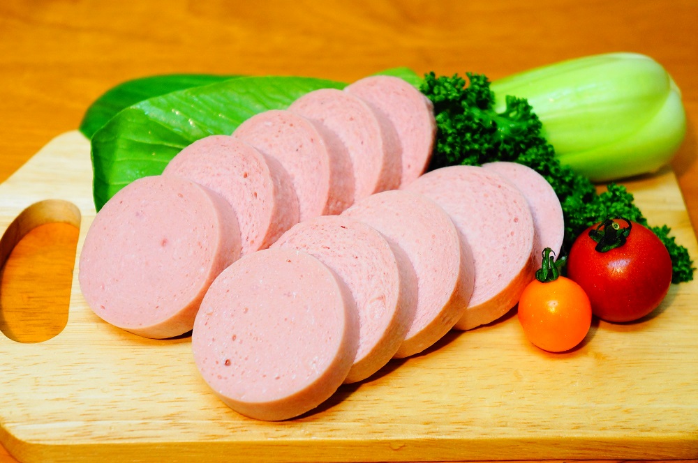 梅肉ポーク　ボロニアソーセージ (200g)