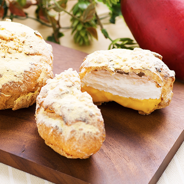 人気シュー〈5個入（キャラメル×2 チョコ×1 季節×2）セット〉