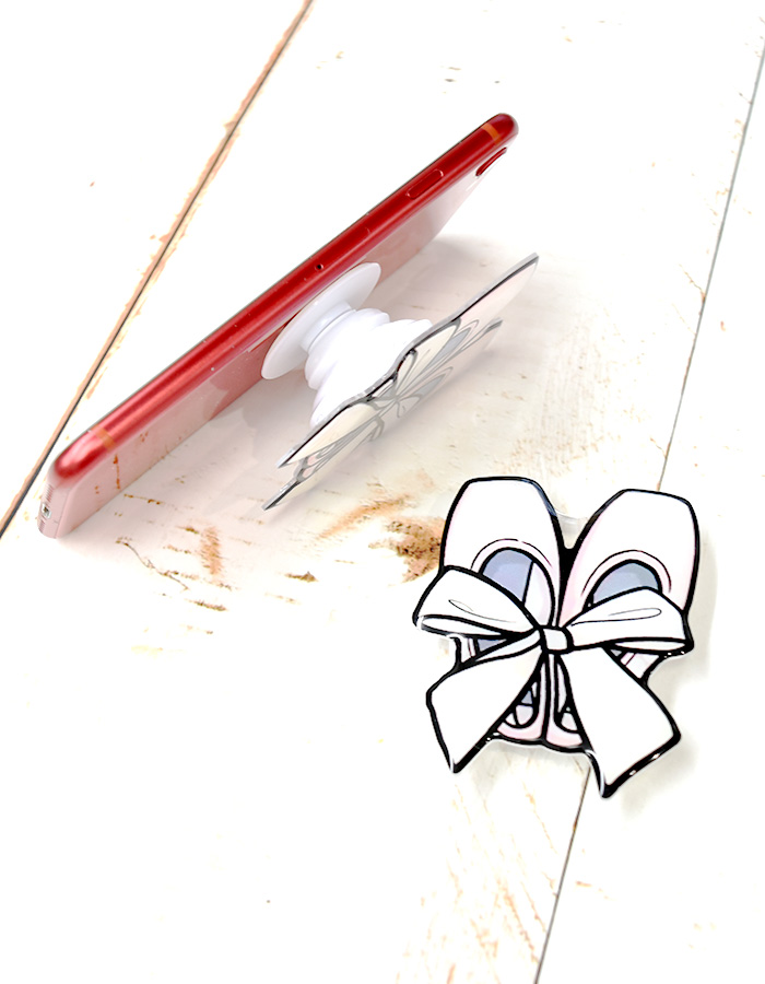 ＜グッズ＞トウシューズ型スマホグリップ