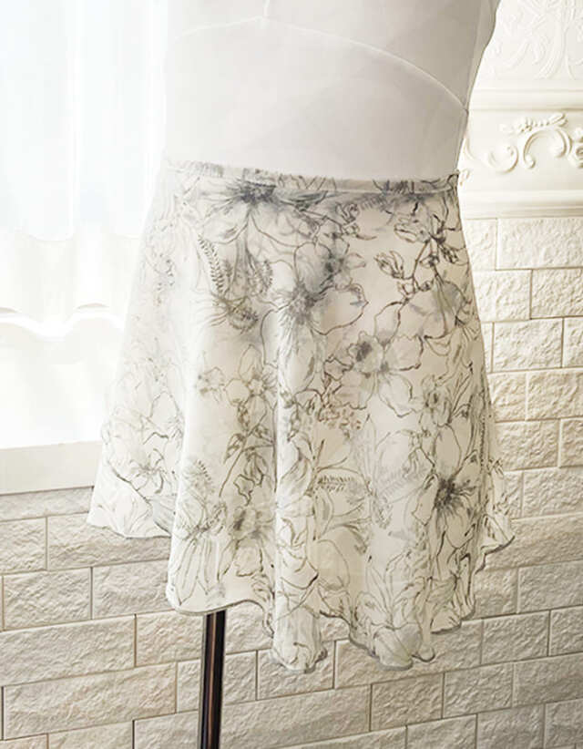花柄リッチシフォン巻きスカート