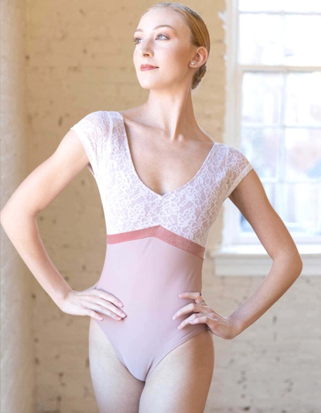 ClassIn（クラスイン）レーシーショートスリーブレオタード（P011）