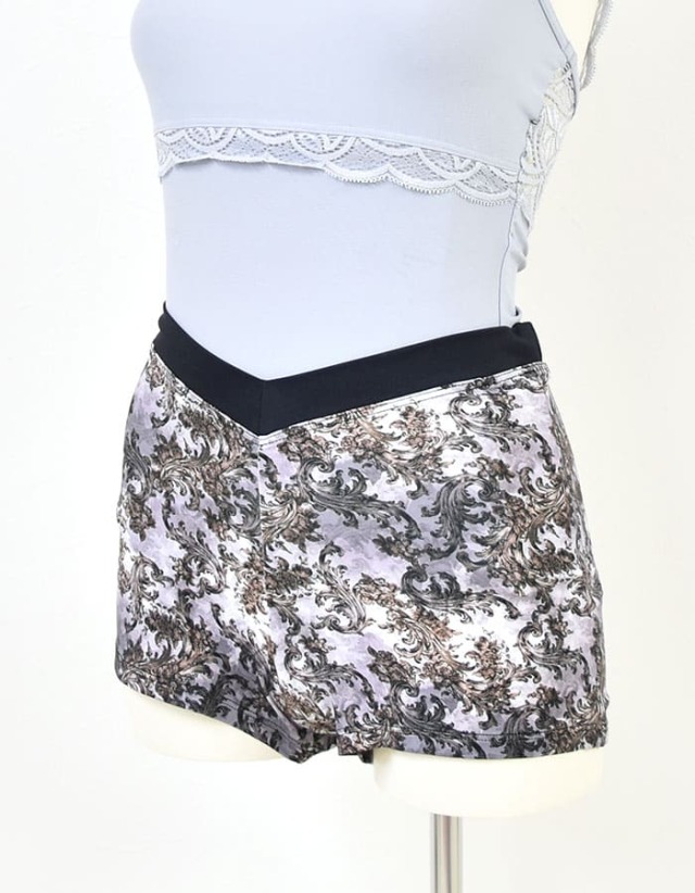 WearMoi（ウェアモア）MACARONストレッチショートパンツ（レディース）