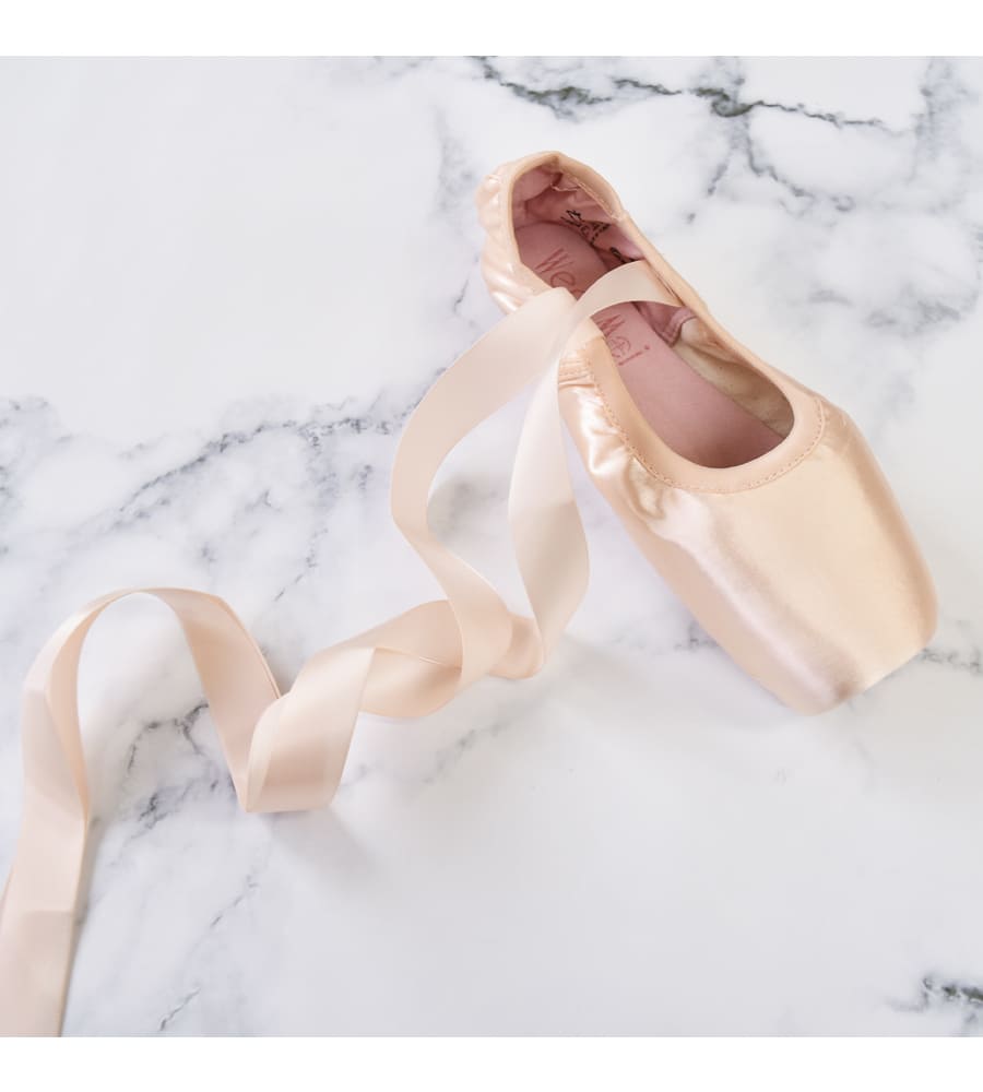 トレフル　38group E65 バレエの女神 WearMoi（ウェアモア）OMEGA オメガ ポアントシューズ トウシューズ