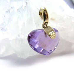 ハート型アメジストペンダントトップ