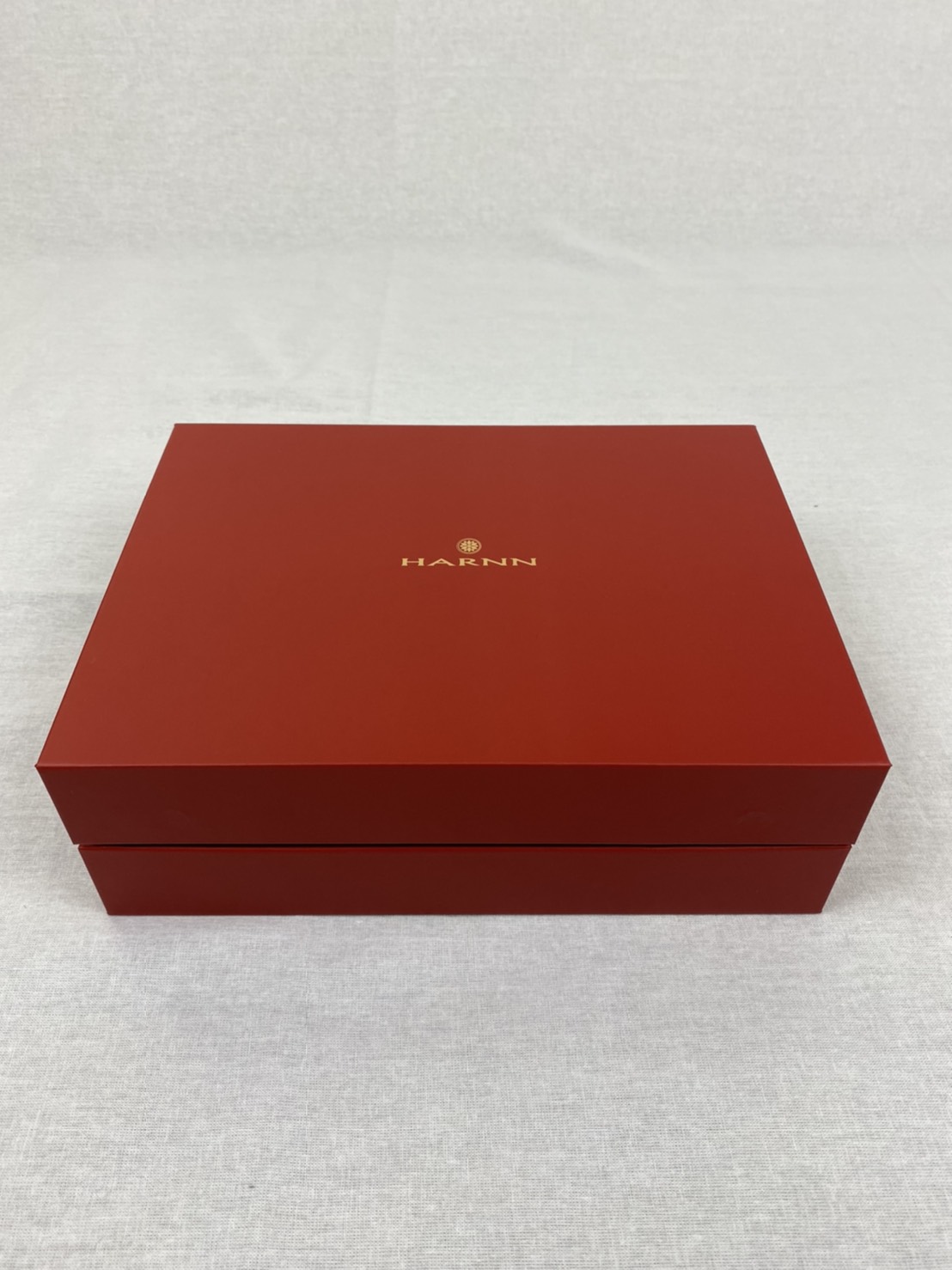 ギフトBOX大　ふた閉める