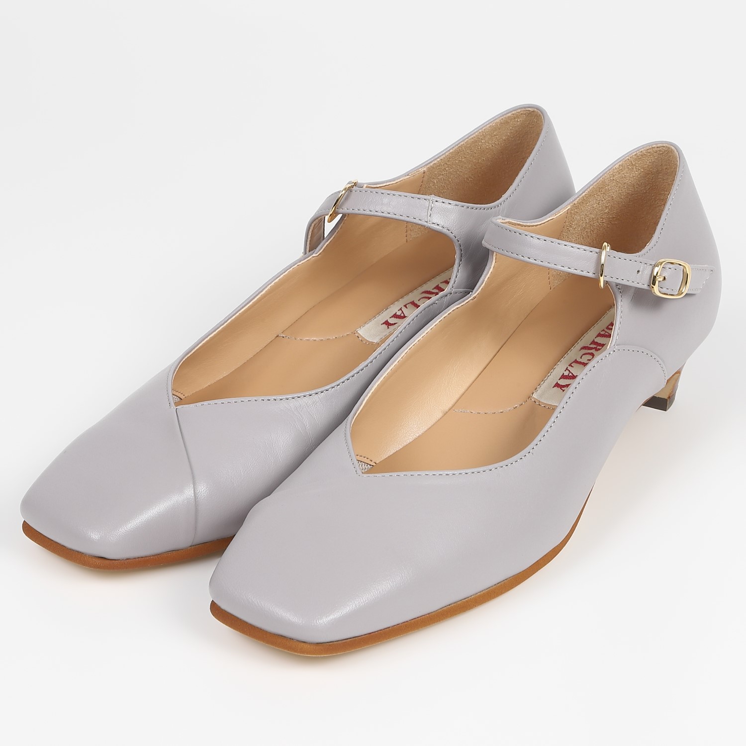 【OUTLET】BARCLAY（バークレー）足首ストラップスクエアトゥパンプス　ライトグレー