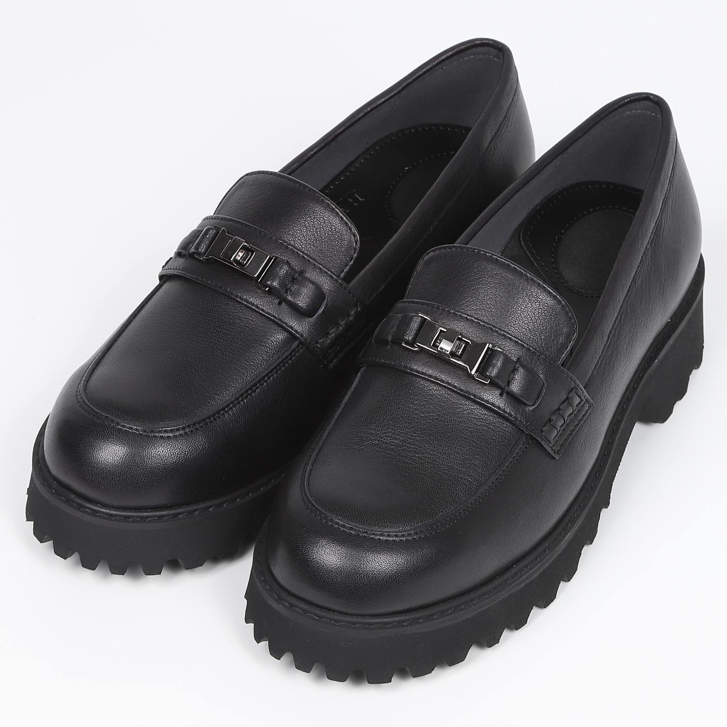 BARCLAY（バークレー）ボリュームソールローファー　ブラック