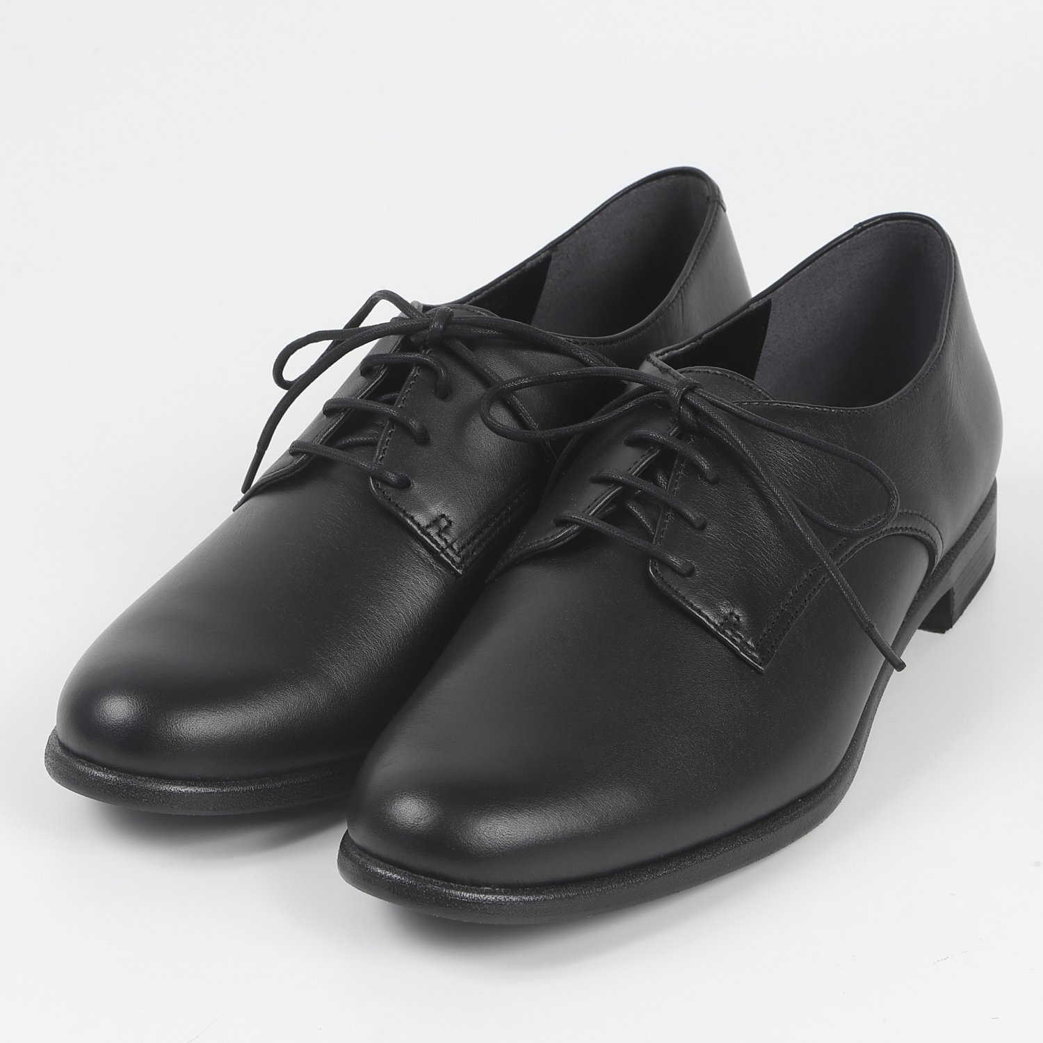 BARCLAY（バークレー）定番シンプル外羽根レースアップシューズ　ブラック