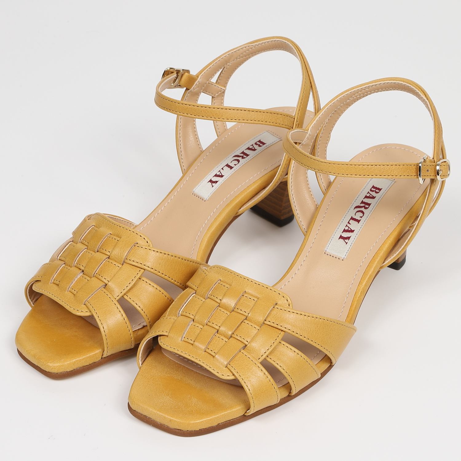 【OUTLET】BARCLAY（バークレー）メッシュ編みストラップサンダル　マスタード