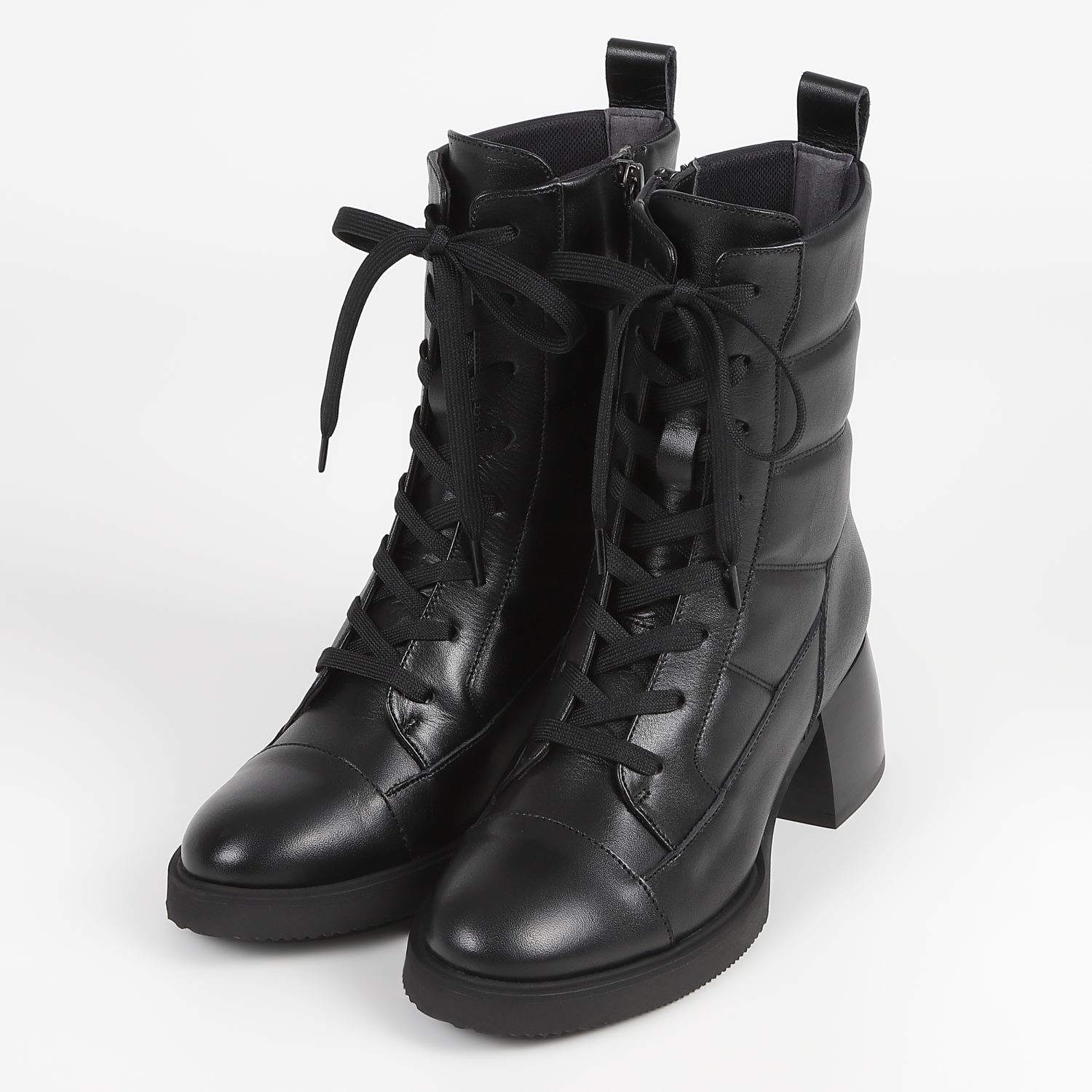 BARCLAY（バークレー）ヒールアップキルティングブーツ ブラック